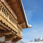 Chaletresort Lech *