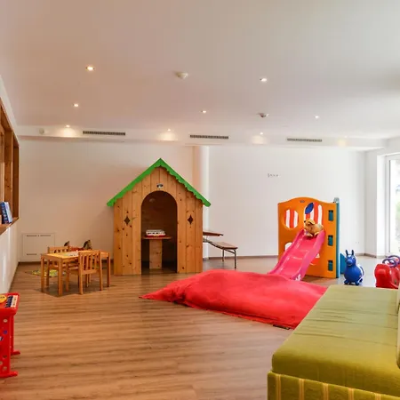 Chaletresort Lech Шале *