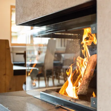 Chaletresort Lech * Holzgau