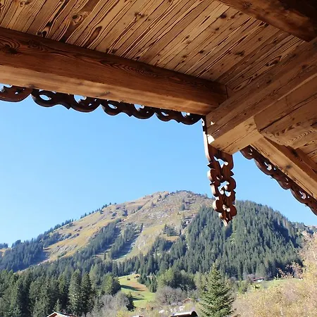 Chaletresort Lech * Holzgau