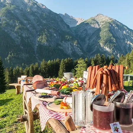 Chaletresort Lech Holzgau