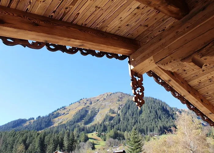 Chaletresort Lech * Holzgau