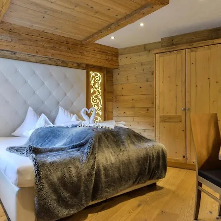 Chaletresort Lech Chalet Holzgau