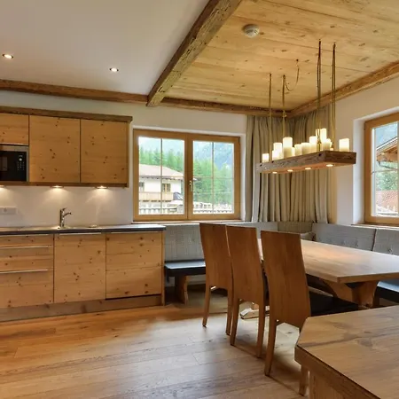 Chaletresort Lech Chalet Holzgau