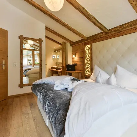 Chaletresort Lech Holzgau