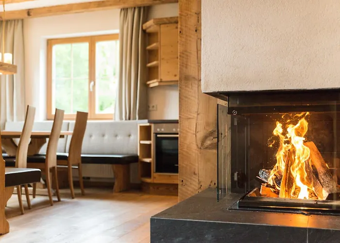 莱赫度假屋 木屋 *