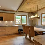 Chaletresort Lech Σαλέ Holzgau